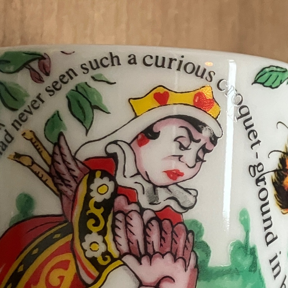 Alice in Wonderland English ceramic Mug by Paul Cardew vintage 2010 - Picture 12 of 16